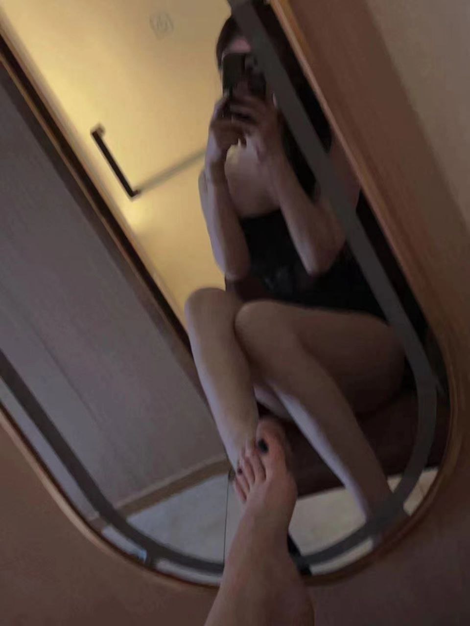 171443mzrm4xy28or8coo9.jpg